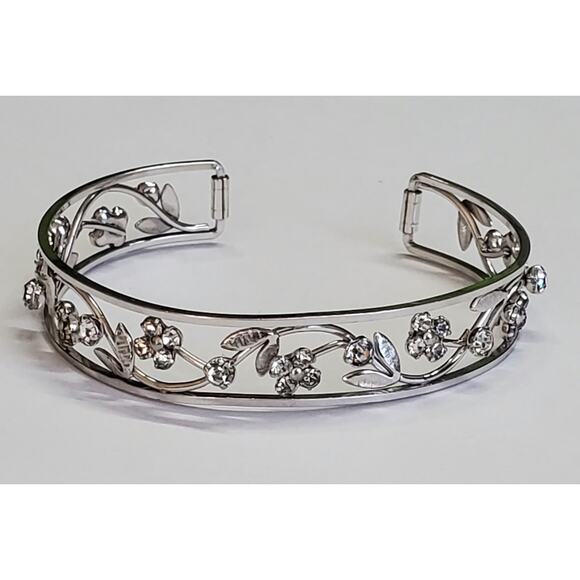 Vintage Krementz White Gold Plated Clear Rhinestone Flower Cuff Bracelet - Picture 5 of 6